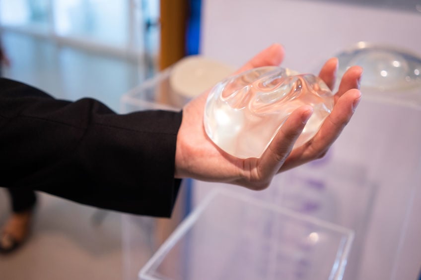 john-park-plastic-surgery-Do-Your-Breasts-Look-Deflated-When-To-See-Your-Surgeon-For-A-Possible-Implant-Rupture