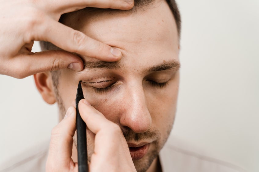 john-park-plastic-surgery-Blepharoplasty-For-Men-Addressing-Age-Related-Concerns-Around-The-Eyes