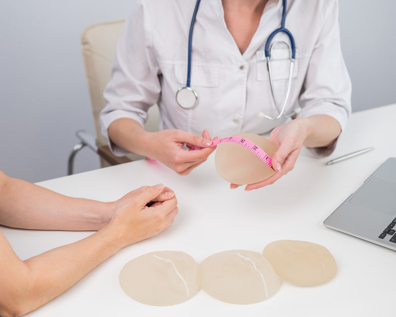 john-park-plastic-surgery-Fat-Graft-vs-Implants-Why-Implants-Are-Usually-The-Best-Answer
