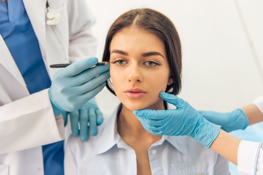 john-park-plastic-surgery-Achieving-A-Refreshed-Look-Key-Questions-To-Ask-About-Eyelid-Surgery
