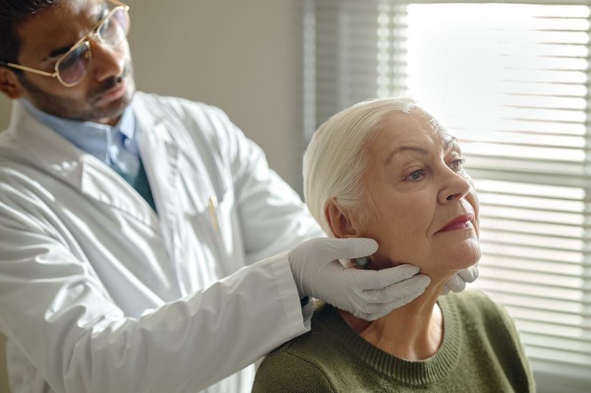 john-park-plastic-surgery-Facelift-At-50-vs-60-vs-70-How-Age-Affects-Your-Surgical-Plan